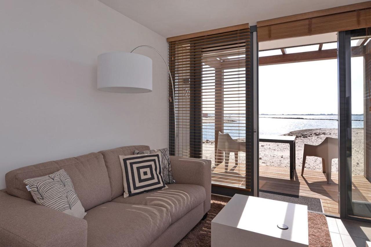 Oasis Punt-West Hotel & Beach Resort Ouddorp Exterior foto