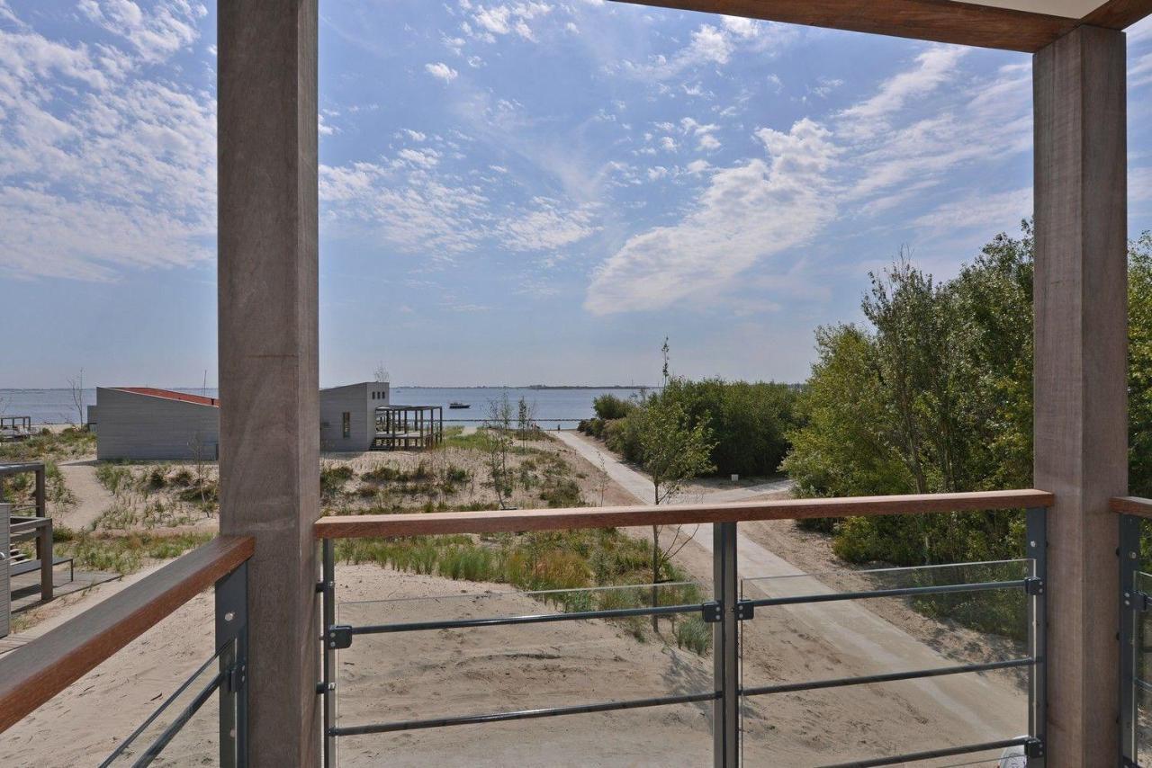 Oasis Punt-West Hotel & Beach Resort Ouddorp Exterior foto